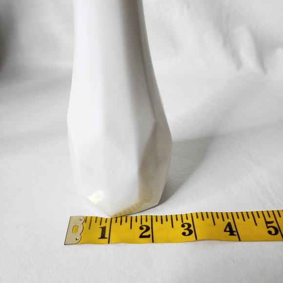 Vintage Vase E O Brody Co USA White Milk Glass Flower Bud Holder 8.5" Tall - Picture 7 of 16